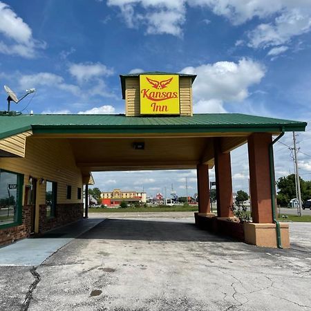 Kansas Inn Independence Екстер'єр фото