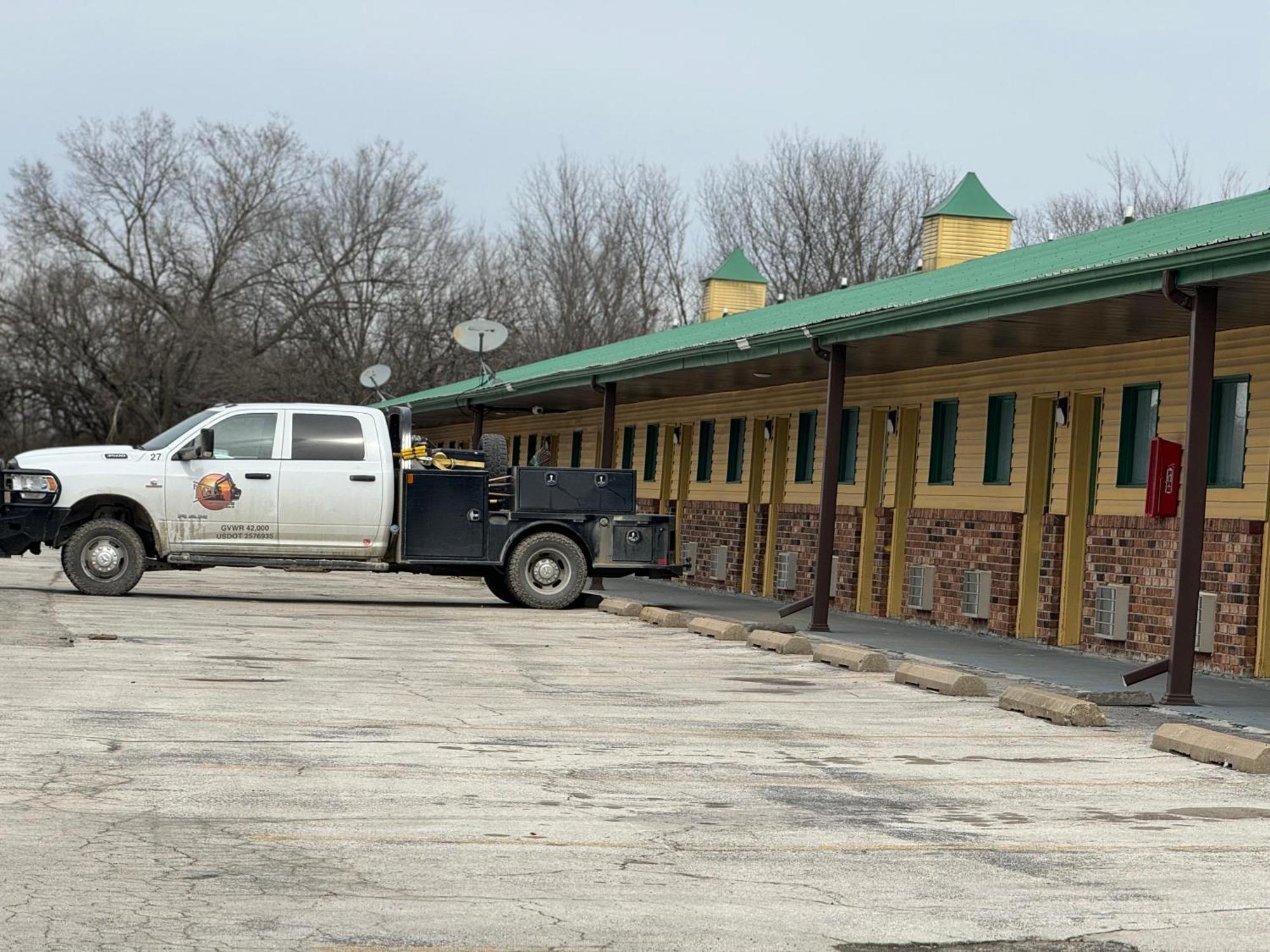 Kansas Inn Independence Екстер'єр фото