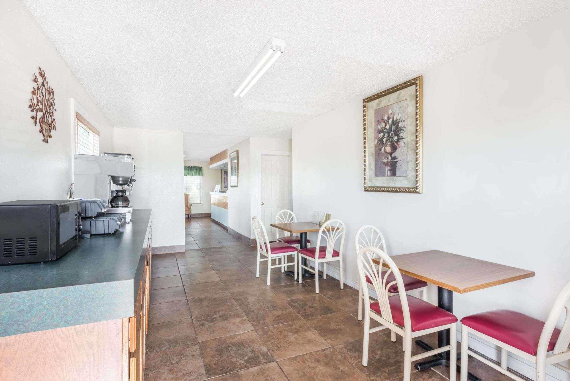 Kansas Inn Independence Екстер'єр фото