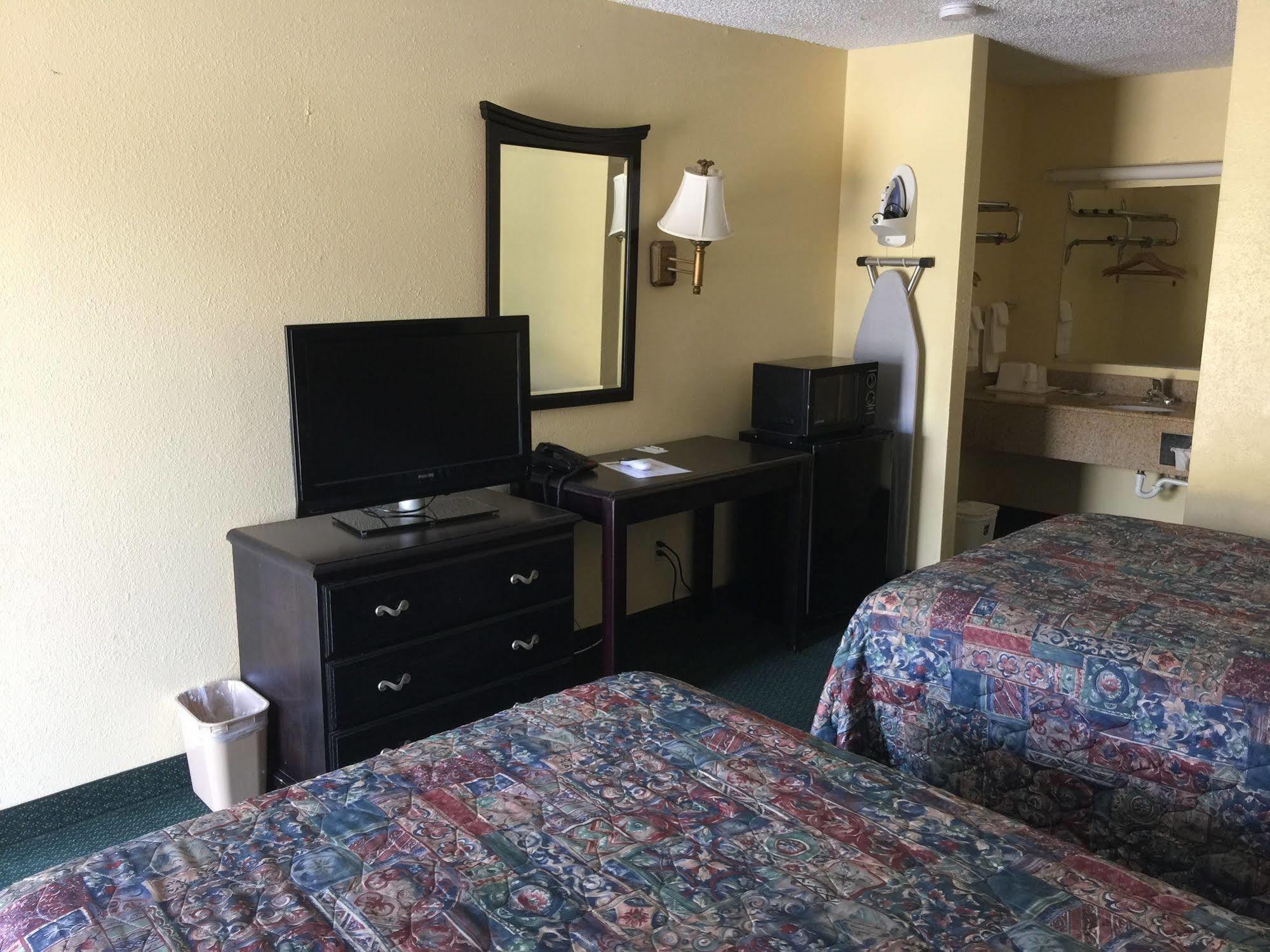 Kansas Inn Independence Екстер'єр фото