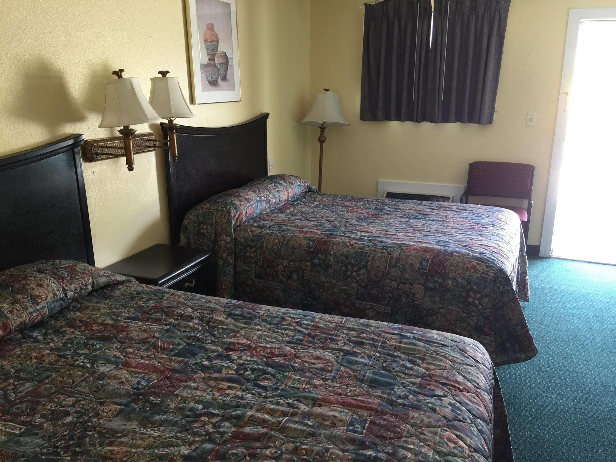 Kansas Inn Independence Екстер'єр фото